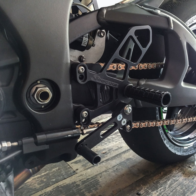 Woodcrat Rearsets: Kaw ZX10 16-20 Std/GP (complete) – Hindle