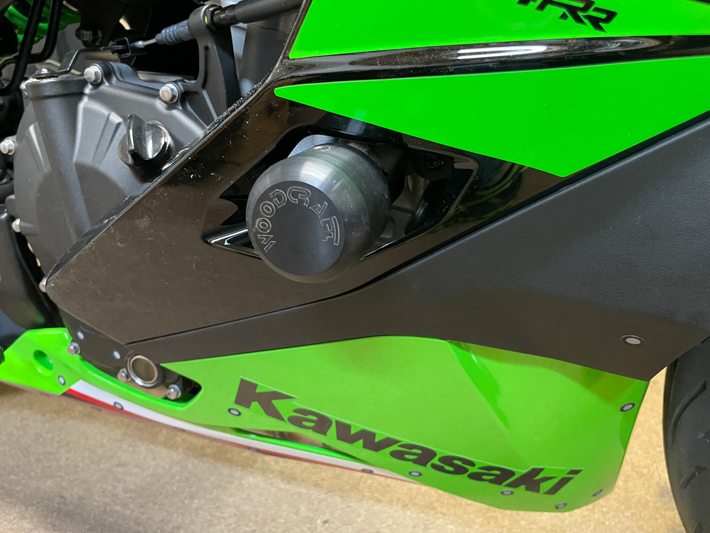 Kawasaki ZX-4R.ZX-4RR 2023-2024 Frame Slider Kit (Short Pucks)