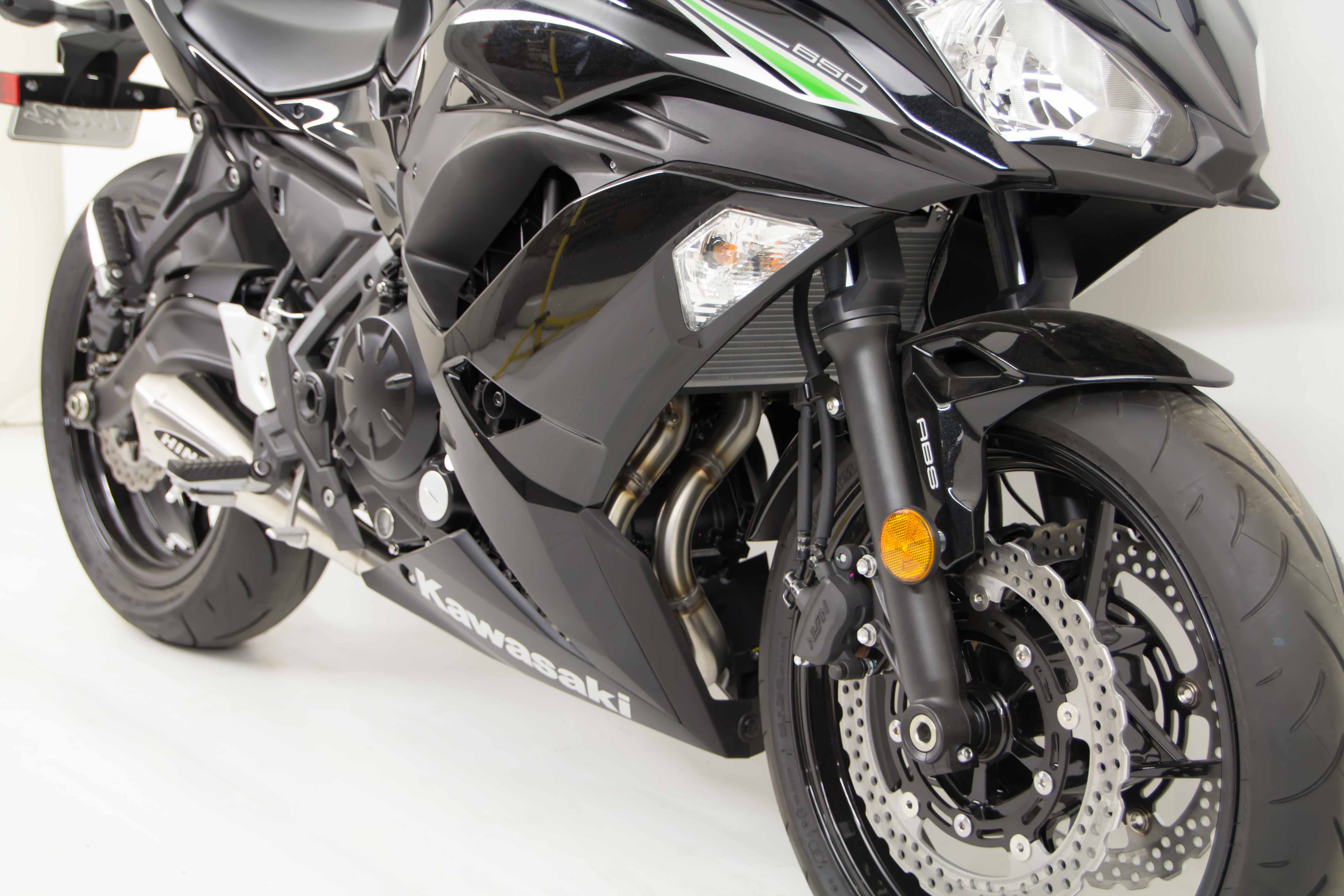 Hindle Performance: Kawasaki 2017 Ninja650 Evo Megaphone Front
