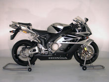 2004-2005 HONDA CBR1000RR Under-seat Slip-On