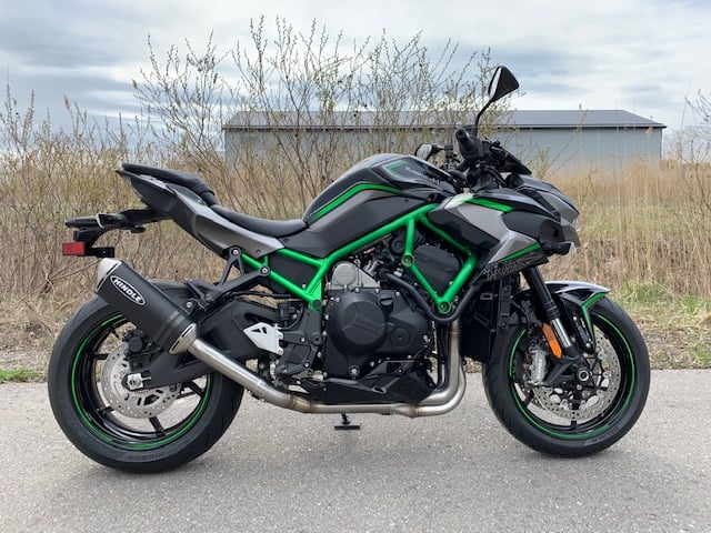2020-2021 KAWASAKI ZH2 SLIP-ON