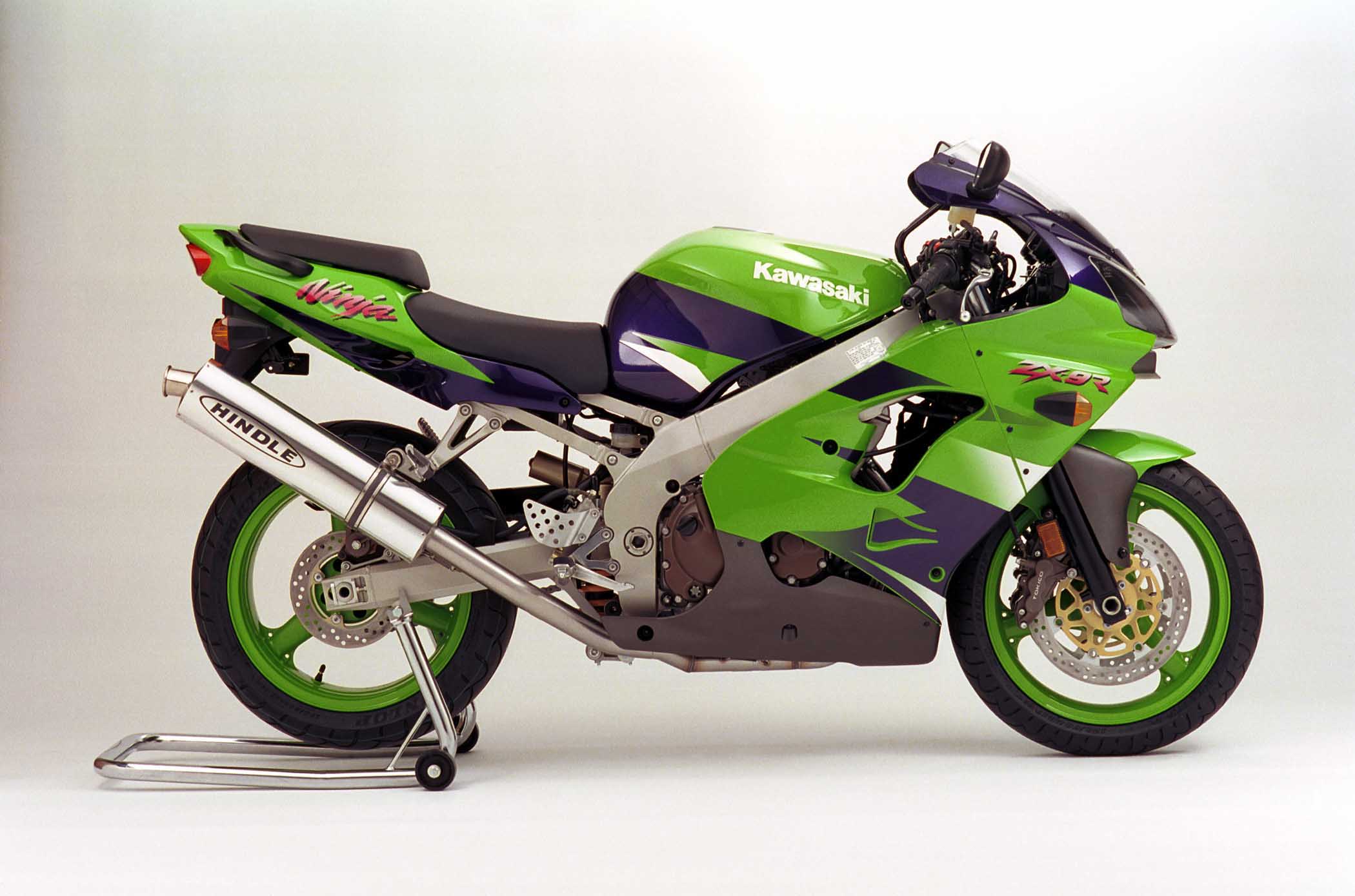 Hindle Performance: 2000-2001 Kawasaki ZX-9R Stainless Slip-On